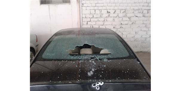 Tosya Belediye Başkanı yardımcısının arabası kurşunlandı-Kastamonu Haberleri 