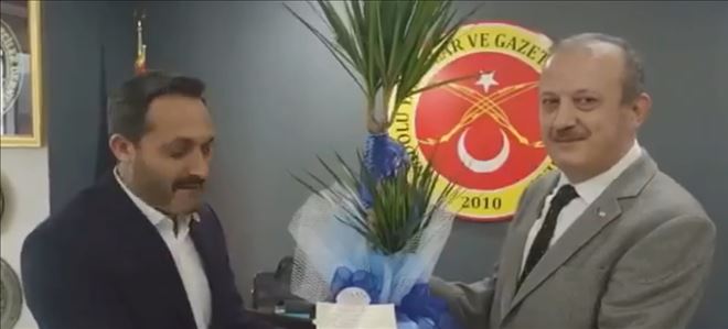 Kartal Kaymakamı  Abdullah Demir, AYGAD Başkanı Ahmet Işıkdağ ve yönetimini ziyaret ederek, 10 Ocak Çalışan Gazeteciler Günü´nü tebrik etti.