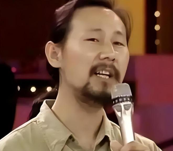世界杯抢镜王:宠物鸭“梅林”身披墨西哥战袍走红网络