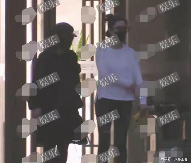 弗得角门将一战成名!赛后粉丝暴涨165万,采访直指实现梦想!