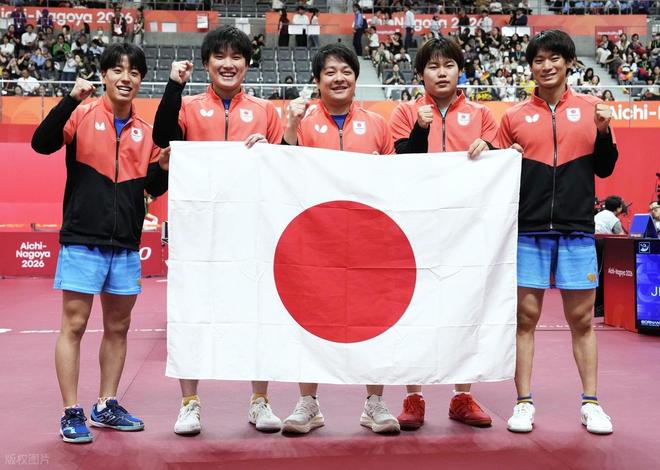大闹飞机迫降日本东京机场的争执原因曝光了,由同乘坐人员提供