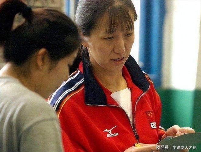 尼克斯夺冠湖人最尴尬:詹姆斯留队与否不重要,东契奇难超哈登